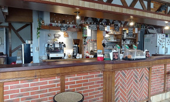 Pizza Roma inside