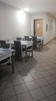 Friterie Pizzeria Au Sicilia inside