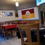 Pop Frites Bully inside