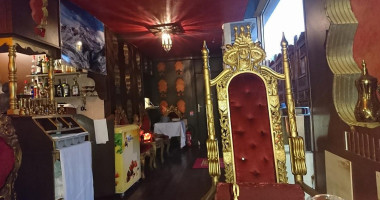 Etoile de l'Inde inside