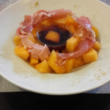 La Cave des Tontons Comida