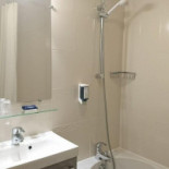 Brit Hôtel Le Kerodet Dentro