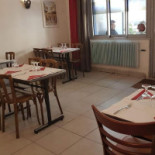 Layaly Al Sham Dentro