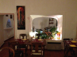 Auberge La Petite Voûte Dentro