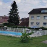 Logis Hôtel Du Pont Neuf outside