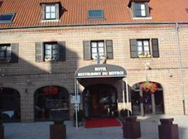 Bistrot Gourmet outside