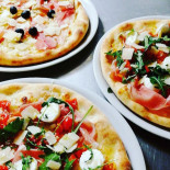 Port De Plaisance Bureau Municipal Comida