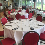 De L'hippodrome inside