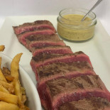 De L'hippodrome food