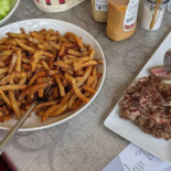 De L'hippodrome food