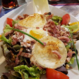 L'Auberge du Laurier food