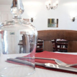 Layaly Al Sham Dentro