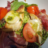 Le Grand Cafe Comida