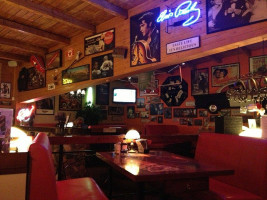 Vellosar Kaubanduse Oue À l'intérieur