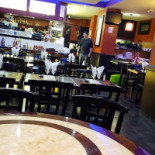 Sakura Sushi. À l'intérieur