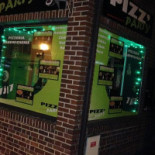 Pizz Party Kebab à La Broche Tacos outside