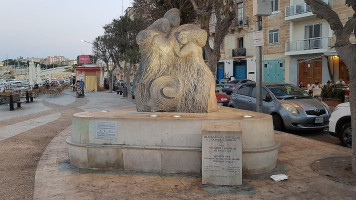 Tal-barklor Extérieur