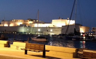 Tal-barklor Extérieur