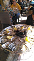 Le Petit Bouzigues food