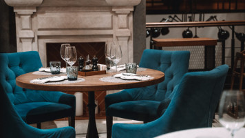 Piazza Italiana À l'intérieur