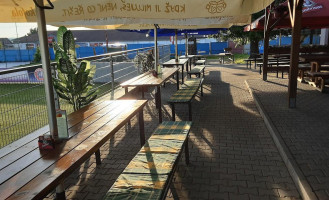 Restaurace U Novaka Prestice /ace Na Hristi/ Extérieur