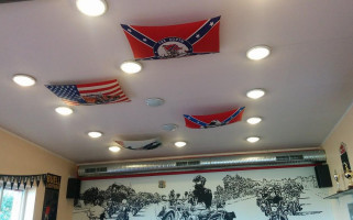 Hospoda U Tomáše inside