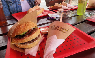 Šáša Burger food