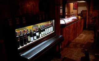 Bulldog Steakhouse À l'intérieur