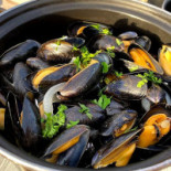 Au Rythme Des MarÉes L'huÎtre La Toulverne Bebida