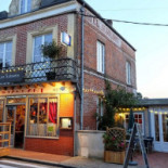 Les Saisons Exterior