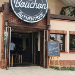 Petit Bouchon Exterior