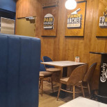 Les Burgers De Papa Dentro