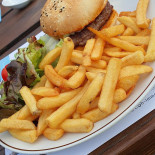 Le Loup Blanc Nourriture