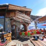 Le Loup Blanc Extérieur