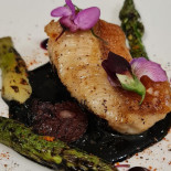 Sauvage Salle à Manger food