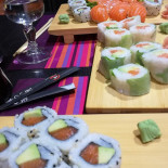 Kimono Rouge Nourriture