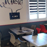 Aux Delices De Mia inside