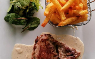 Au Vieux Marly Nourriture