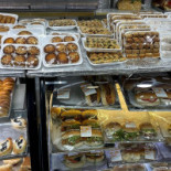 La Cave à Aimé Mérindol food