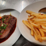 Hostellerie Saint-florent food