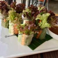 Tommi's Burger Joint Nourriture