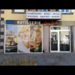 Howard's ValCenis outside