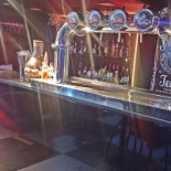 Auberge Des Iles Bebida