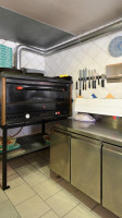 Wowo pizzas inside