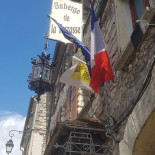 La Dame Du Lac outside