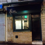 La Dame Du Lac outside