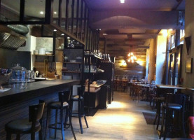 Circonstances Dentro