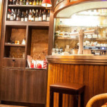 Le P'tit Bistro À l'intérieur