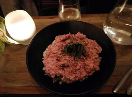 VINGT VINS D'ART Food