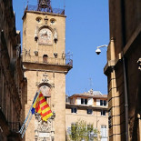 Madeleines De Christophe outside